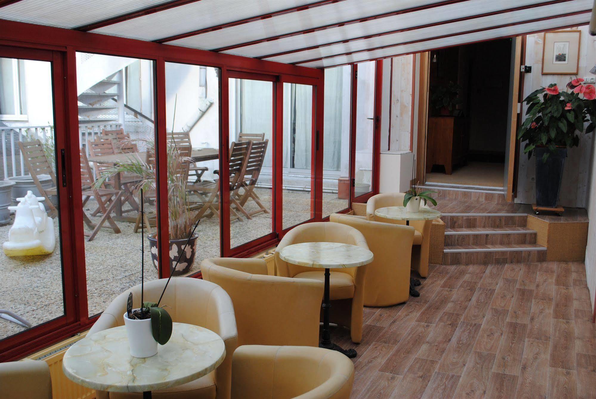 Urban Style Hotel De France Ванн Екстер'єр фото