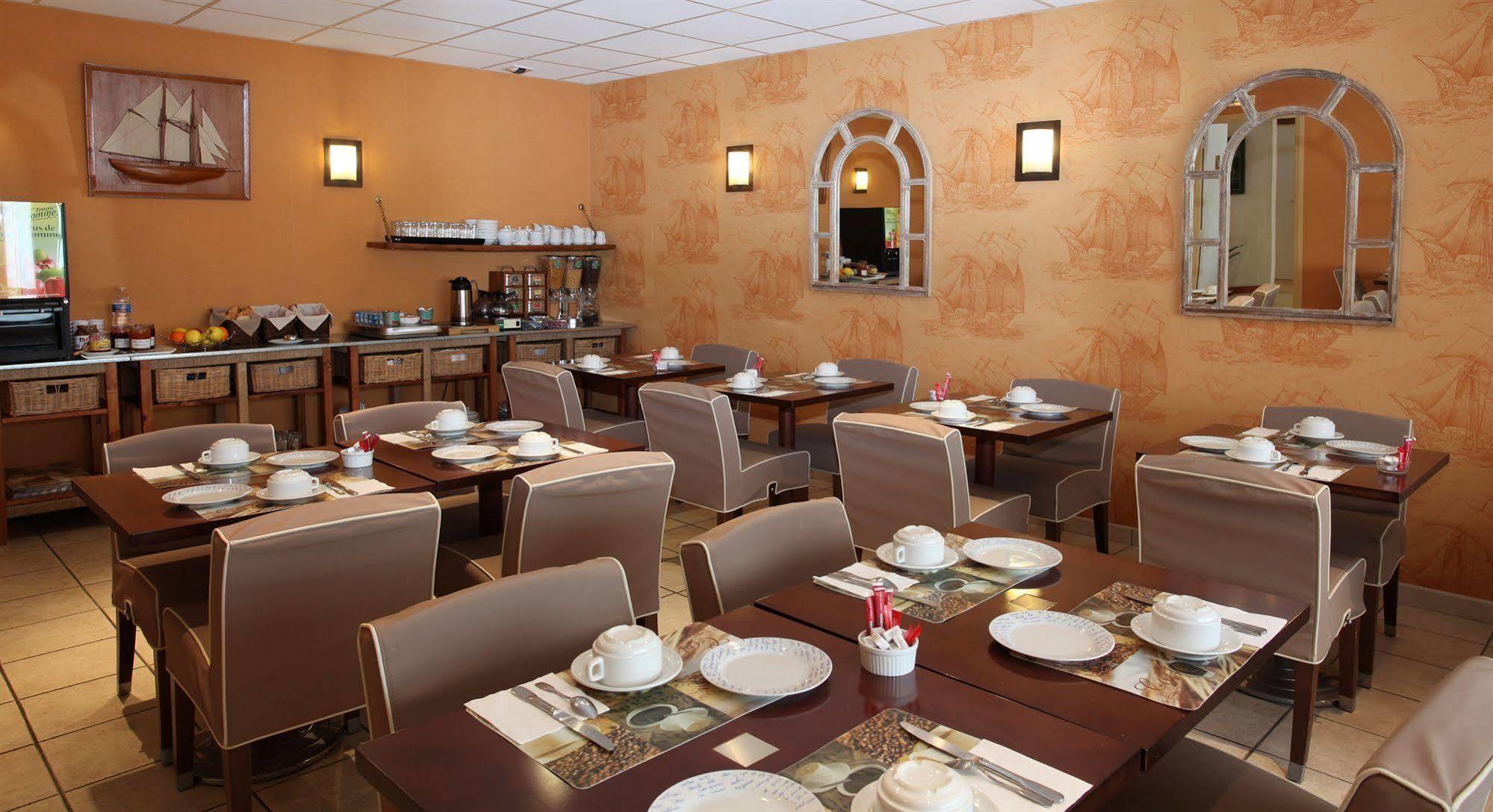 Urban Style Hotel De France Ванн Екстер'єр фото