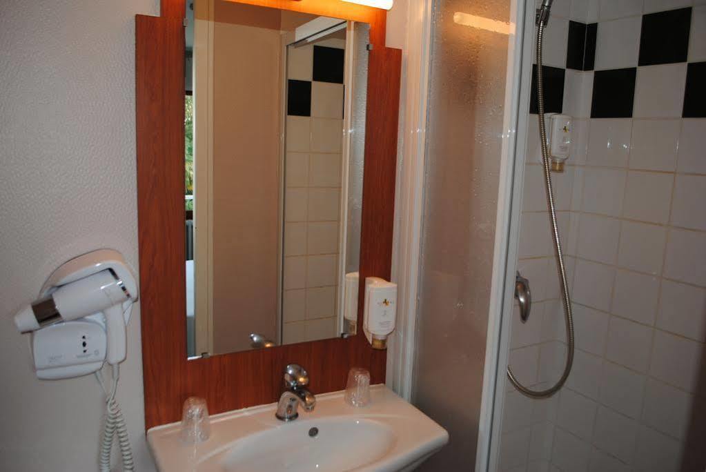 Urban Style Hotel De France Ванн Екстер'єр фото